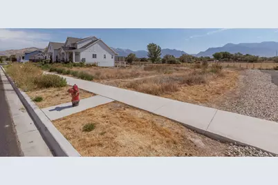 1024 N Titan Dr #118, Lehi, UT 84048 - Photo 2