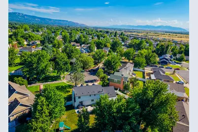 1786 N Country Cir, Centerville, UT 84014 - Photo 8