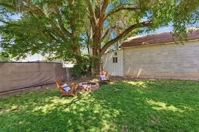 724 Canyon Rd, Ogden, UT 84404 - Photo 30