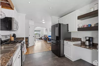 724 Canyon Rd, Ogden, UT 84404 - Photo 16