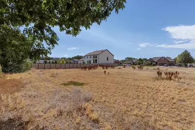 1056 W 425 S #2, Lehi, UT 84048 - Photo 8