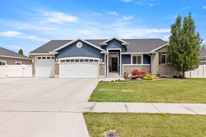 3098 W 725 S, Syracuse, UT 84075 - Photo 1