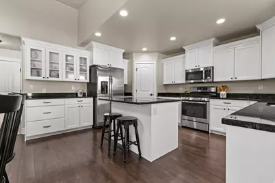 3098 W 725 S, Syracuse, UT 84075 - Photo 6