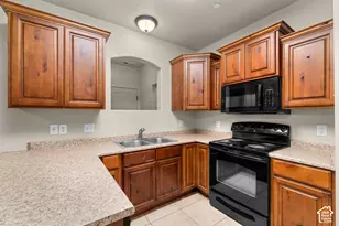 3635 E Clear Rock Rd, Eagle Mountain, UT 84005 - Photo 10