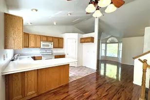 6070 S 2225 W, Roy, UT 84067 - Photo 6