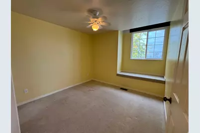 6070 S 2225 W, Roy, UT 84067 - Photo 10