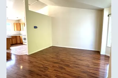 6070 S 2225 W, Roy, UT 84067 - Photo 4
