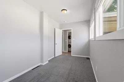 582 4th St, Ogden, UT 84404 - Photo 8
