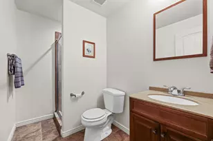 808 N 730 W, Tooele, UT 84074 - Photo 28