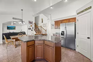 808 N 730 W, Tooele, UT 84074 - Photo 8