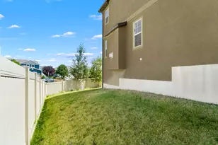 7788 N Brookwood Dr E, Eagle Mountain, UT 84005 - Photo 38