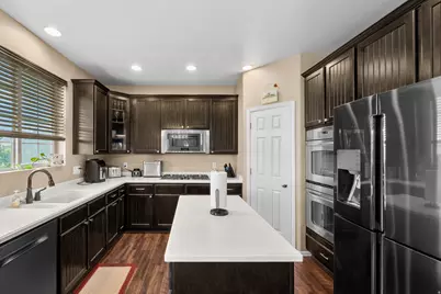 7788 N Brookwood Dr E, Eagle Mountain, UT 84005 - Photo 12