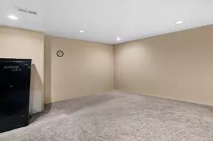 7788 N Brookwood Dr E, Eagle Mountain, UT 84005 - Photo 36
