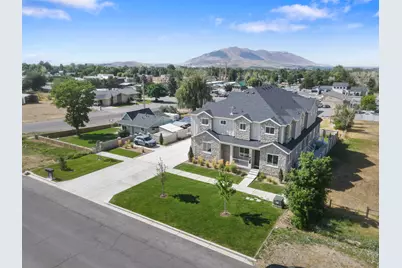 341 E 100 S, Santaquin, UT 84655 - Photo 2