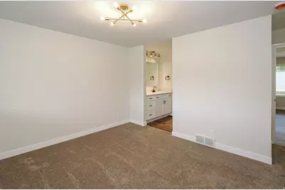 5263 S Spring House Ln E, Murray, UT 84107 - Photo 16