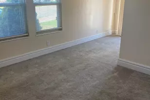 685 W 4050 S, Riverdale, UT 84405 - Photo 2