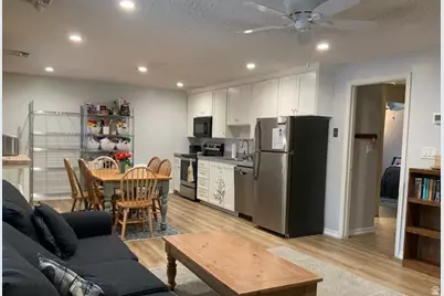 141 E 700 N #30, Provo, UT 84606 - Photo 2