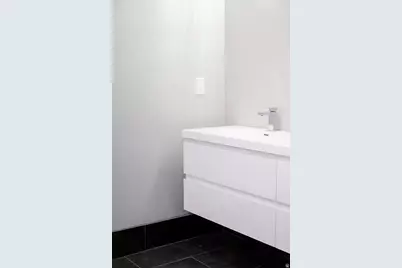 7045 S 300 E, Midvale, UT 84047 - Photo 22