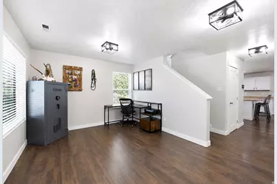 365 S Jordan Way, Lehi, UT 84043 - Photo 4