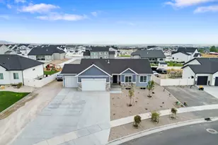 644 W Prairie Hawk Wy, Grantsville, UT 84029 - Photo 6