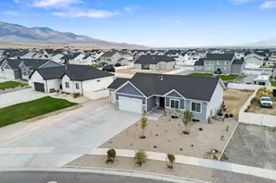 644 W Prairie Hawk Wy, Grantsville, UT 84029 - Photo 8