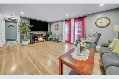 6828 W Copperhill Dr, West Valley, UT 84128 - Photo 8