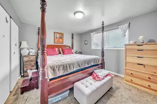 6828 W Copperhill Dr, West Valley, UT 84128 - Photo 18