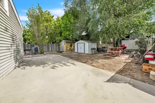 6828 W Copperhill Dr, West Valley, UT 84128 - Photo 32