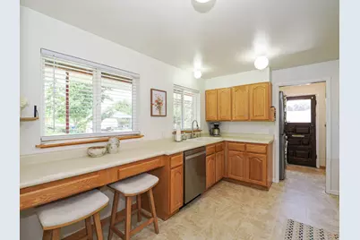 2675 E Gregson Ave S, Salt Lake City, UT 84105 - Photo 12