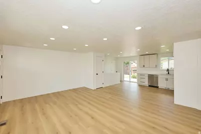 3828 S 7160 W, West Valley, UT 84128 - Photo 6