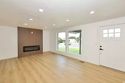 3828 S 7160 W, West Valley, UT 84128 - Photo 4