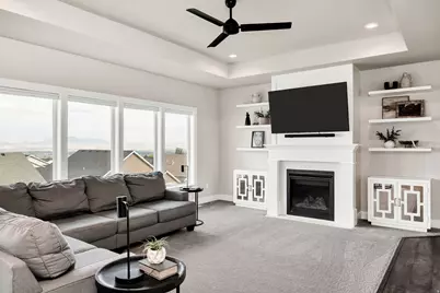 131 N 1000 E #3, Hyde Park, UT 84318 - Photo 6