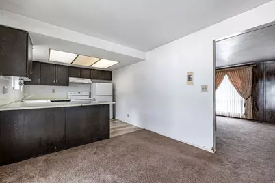 801 E 700 N, Layton, UT 84041 - Photo 14