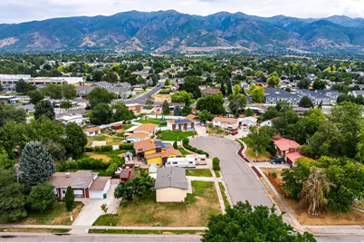 801 E 700 N, Layton, UT 84041 - Photo 2