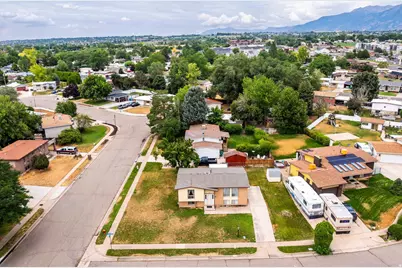 801 E 700 N, Layton, UT 84041 - Photo 38