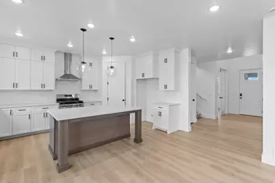 1836 W Rivergate Dr, Logan, UT 84321 - Photo 4