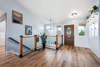 1681 W Farm Meadow Rd, Farmington, UT 84025 - Photo 10