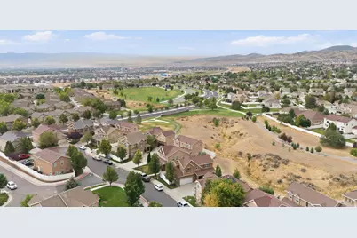 5053 W London Bay Dr S, Riverton, UT 84096 - Photo 28