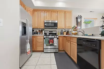 5053 W London Bay Dr S, Riverton, UT 84096 - Photo 8