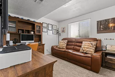 208 W 1600 N, Layton, UT 84041 - Photo 20