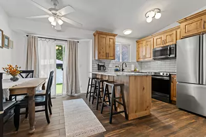 208 W 1600 N, Layton, UT 84041 - Photo 4