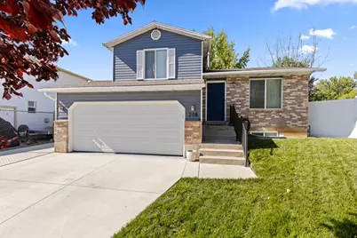 208 W 1600 N, Layton, UT 84041 - Photo 1