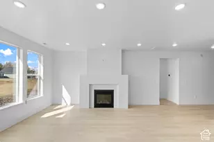 1876 W Rivergate Dr, Logan, UT 84321 - Photo 8