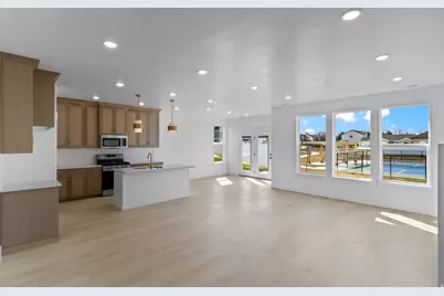 1876 W Rivergate Dr, Logan, UT 84321 - Photo 2