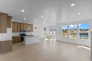 1876 W Rivergate Dr, Logan, UT 84321 - Photo 2