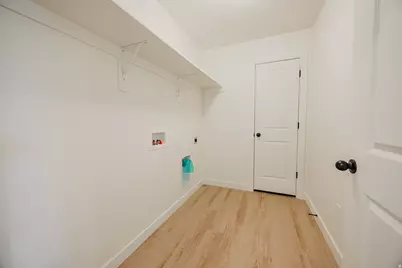 1033 W Paramount Cv, Riverdale, UT 84405 - Photo 18