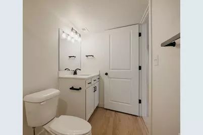 1033 W Paramount Cv, Riverdale, UT 84405 - Photo 24