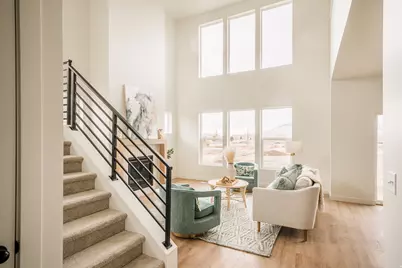1033 W Paramount Cv, Riverdale, UT 84405 - Photo 2
