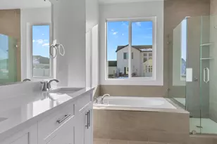 613 S 125 E, Hyde Park, UT 84318 - Photo 10