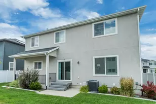 4572 E Flower Point, Eagle Mountain, UT 84005 - Photo 4